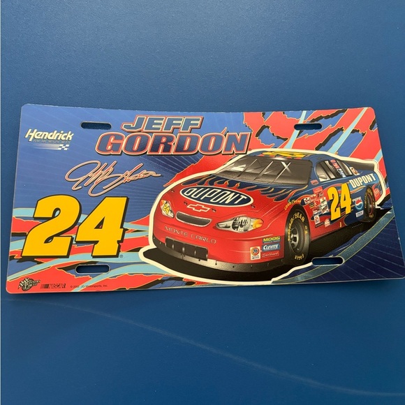 NASCAR Jeff Gordon DuPont Racing License Plate - Picture 1 of 2